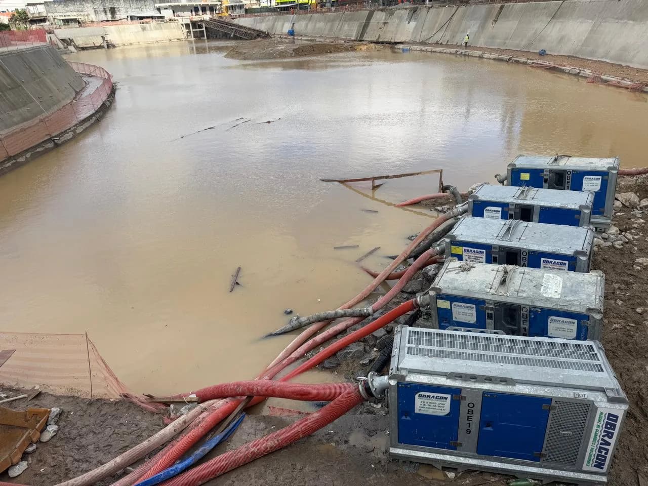Bombeo de emergencia | Piscinão Capão Redondo: registro 3